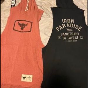 Project Rock Sleeveless hoodie